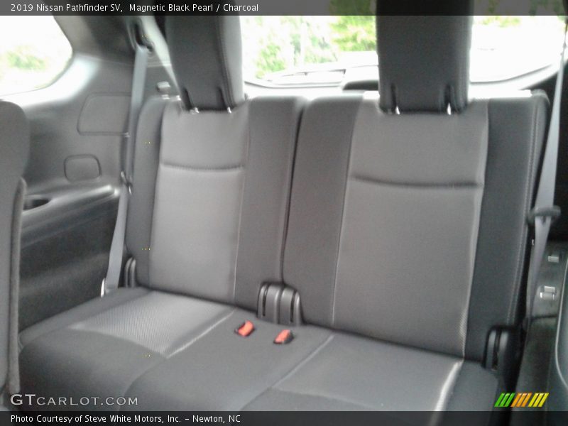 Magnetic Black Pearl / Charcoal 2019 Nissan Pathfinder SV