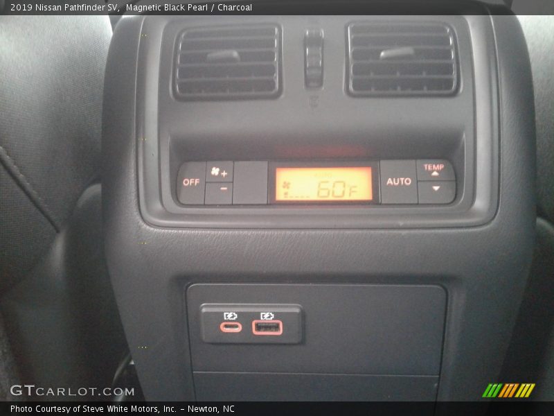 Magnetic Black Pearl / Charcoal 2019 Nissan Pathfinder SV