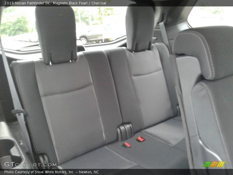 Magnetic Black Pearl / Charcoal 2019 Nissan Pathfinder SV