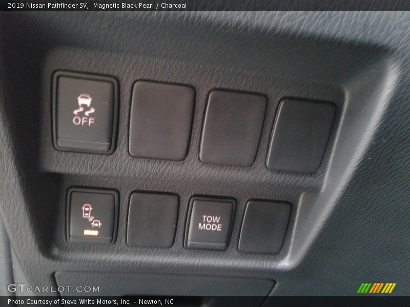 Magnetic Black Pearl / Charcoal 2019 Nissan Pathfinder SV