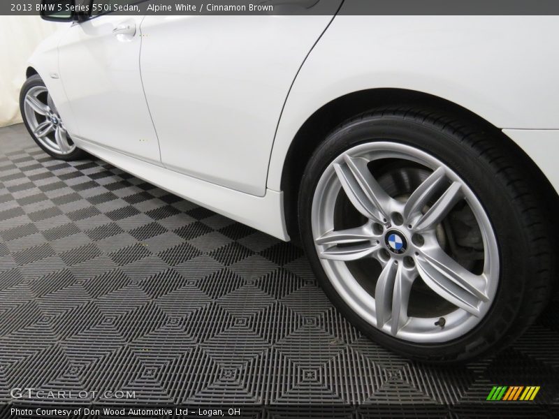 Alpine White / Cinnamon Brown 2013 BMW 5 Series 550i Sedan