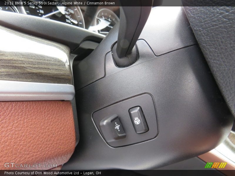 Alpine White / Cinnamon Brown 2013 BMW 5 Series 550i Sedan