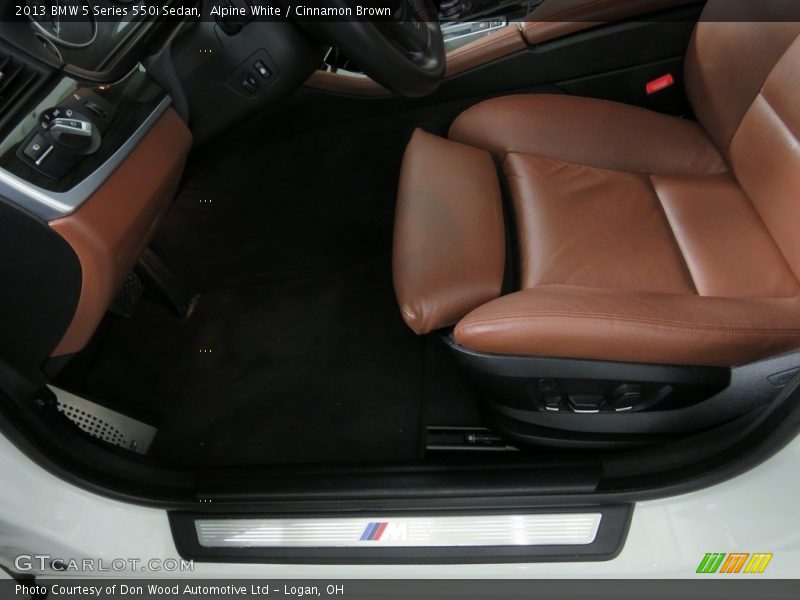 Alpine White / Cinnamon Brown 2013 BMW 5 Series 550i Sedan