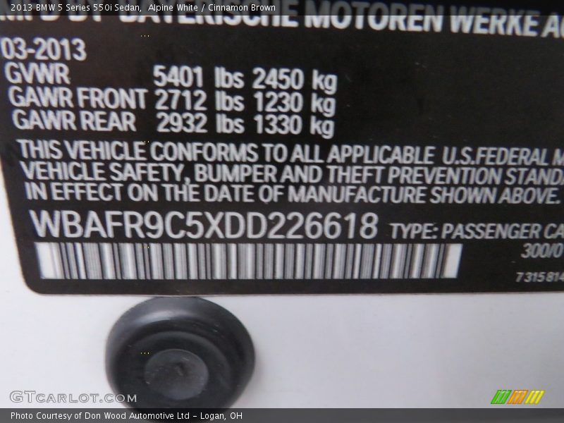 Alpine White / Cinnamon Brown 2013 BMW 5 Series 550i Sedan