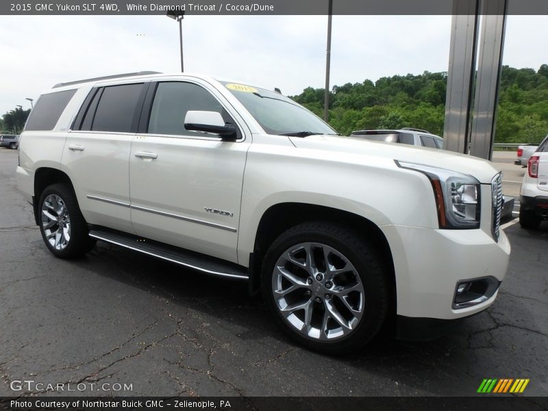 White Diamond Tricoat / Cocoa/Dune 2015 GMC Yukon SLT 4WD