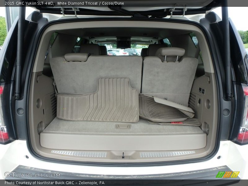 White Diamond Tricoat / Cocoa/Dune 2015 GMC Yukon SLT 4WD