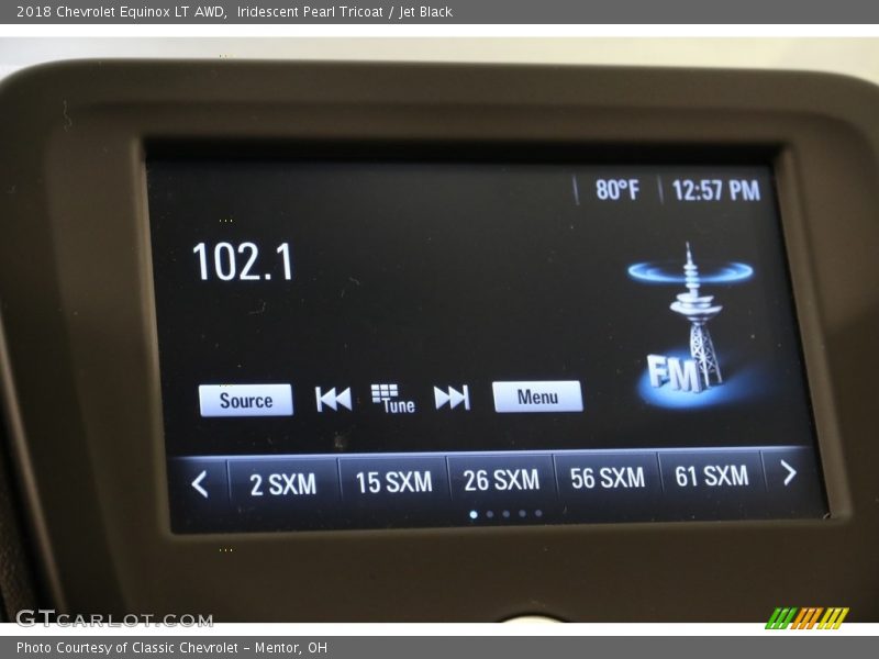 Iridescent Pearl Tricoat / Jet Black 2018 Chevrolet Equinox LT AWD