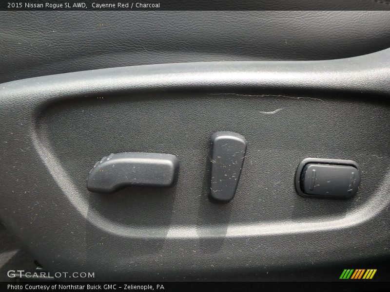Cayenne Red / Charcoal 2015 Nissan Rogue SL AWD