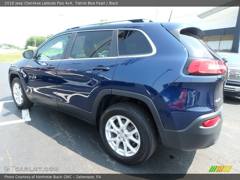 Patriot Blue Pearl / Black 2018 Jeep Cherokee Latitude Plus 4x4