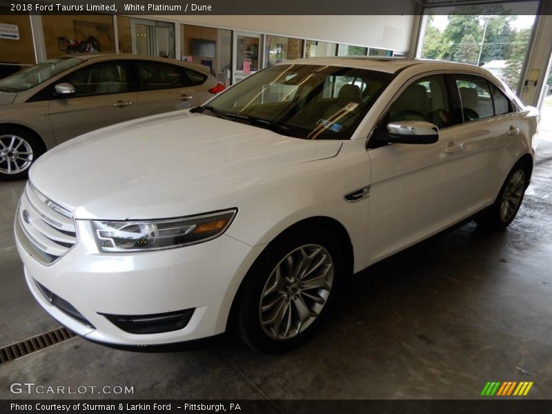 White Platinum / Dune 2018 Ford Taurus Limited