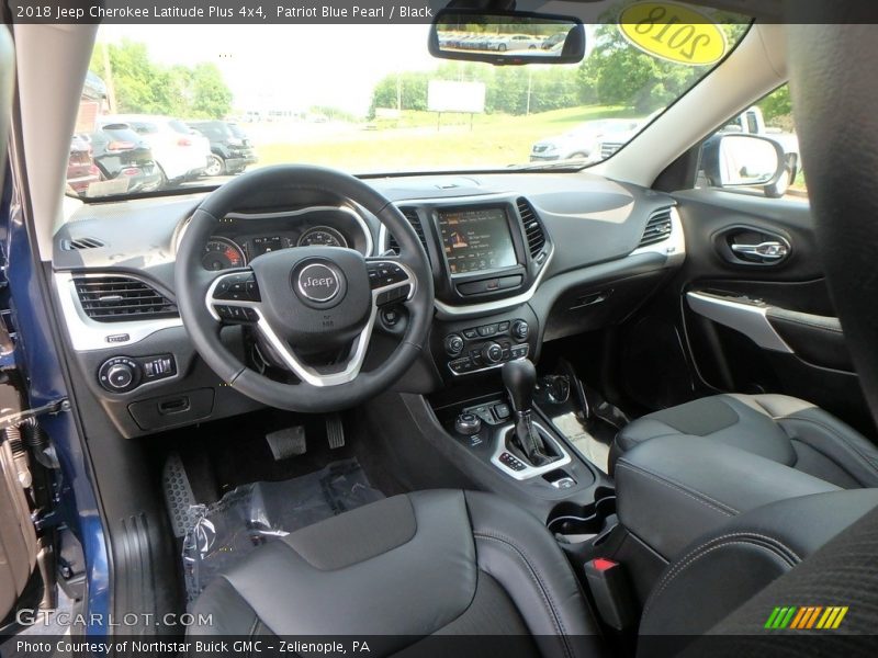 Patriot Blue Pearl / Black 2018 Jeep Cherokee Latitude Plus 4x4