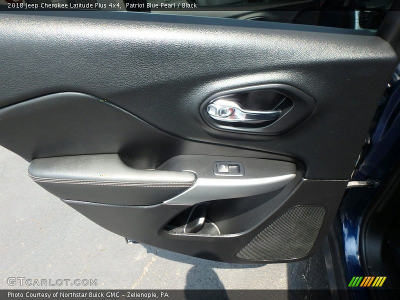 Patriot Blue Pearl / Black 2018 Jeep Cherokee Latitude Plus 4x4