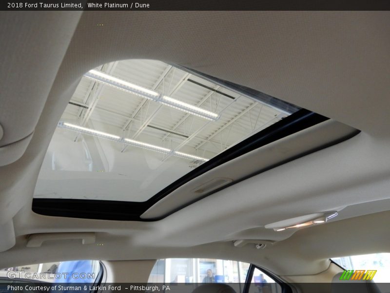 White Platinum / Dune 2018 Ford Taurus Limited
