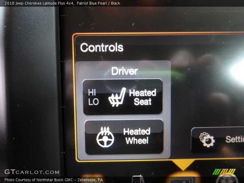 Patriot Blue Pearl / Black 2018 Jeep Cherokee Latitude Plus 4x4