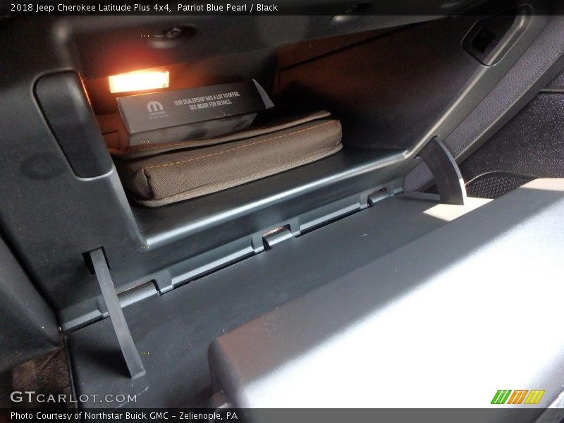 Patriot Blue Pearl / Black 2018 Jeep Cherokee Latitude Plus 4x4