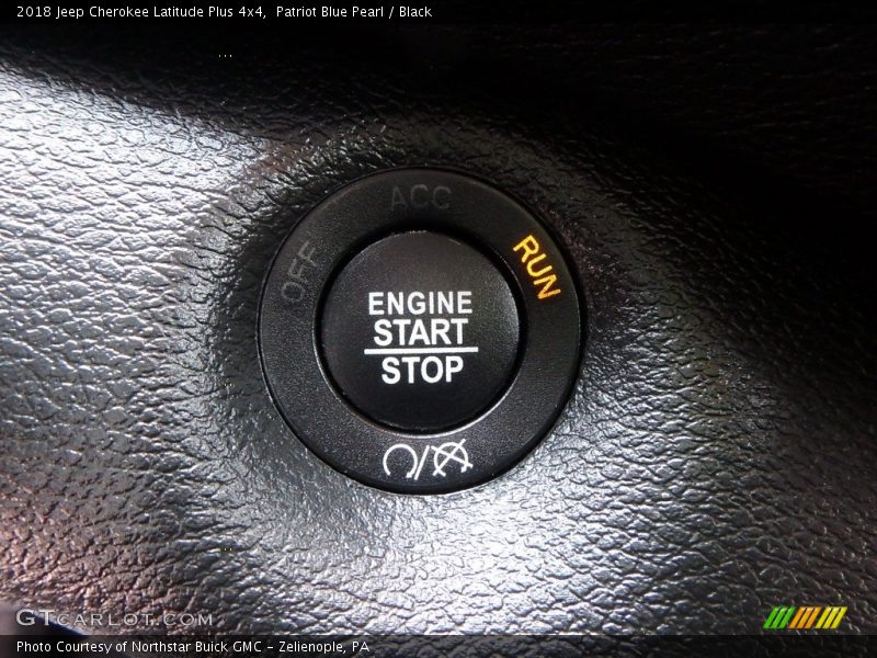 Patriot Blue Pearl / Black 2018 Jeep Cherokee Latitude Plus 4x4