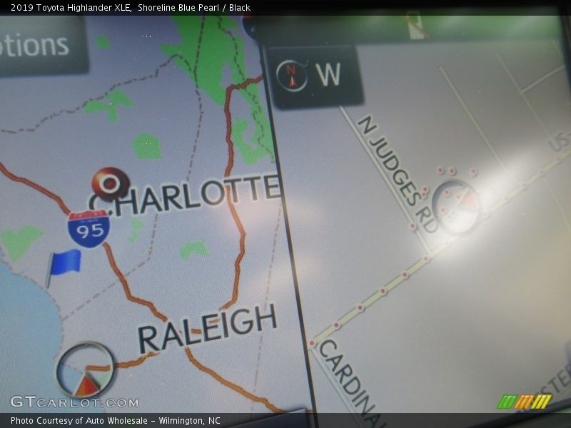 Shoreline Blue Pearl / Black 2019 Toyota Highlander XLE