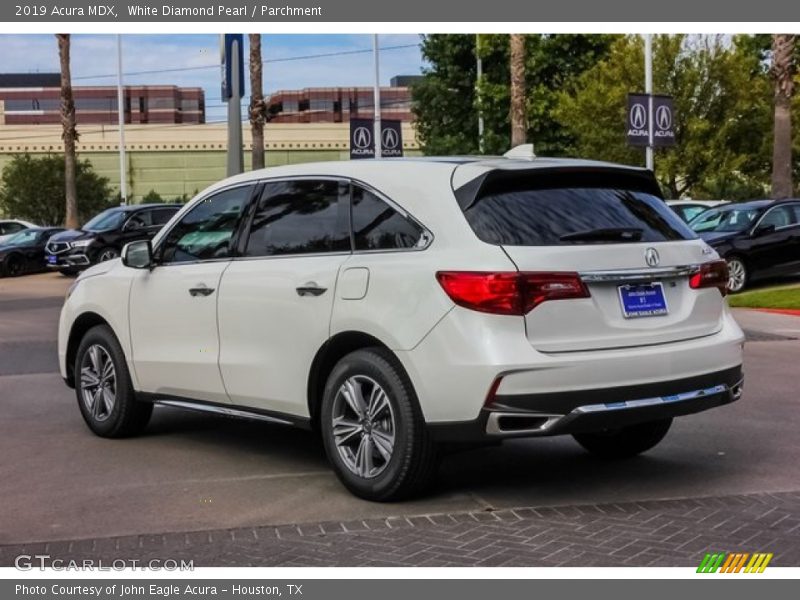 White Diamond Pearl / Parchment 2019 Acura MDX