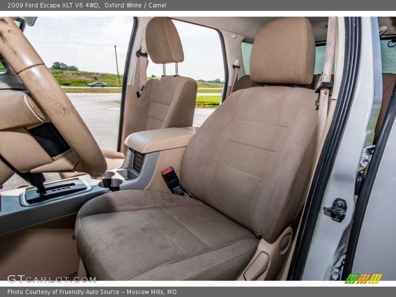 Oxford White / Camel 2009 Ford Escape XLT V6 4WD