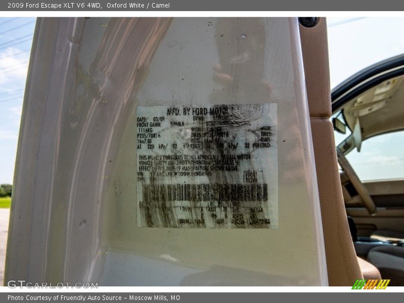Oxford White / Camel 2009 Ford Escape XLT V6 4WD