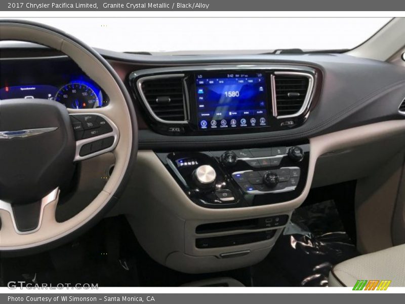 Granite Crystal Metallic / Black/Alloy 2017 Chrysler Pacifica Limited