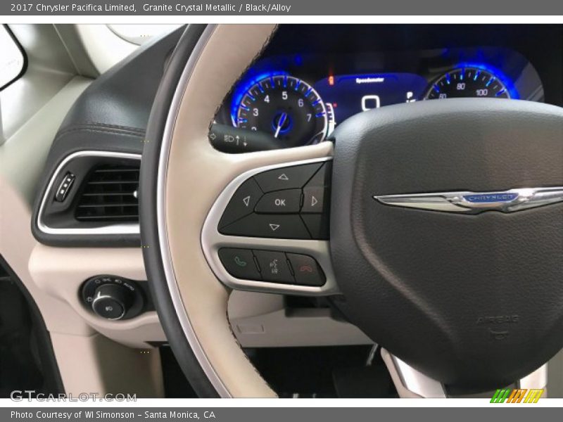 Granite Crystal Metallic / Black/Alloy 2017 Chrysler Pacifica Limited