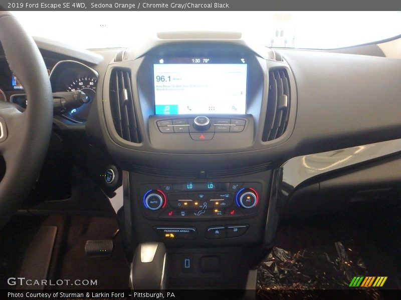 Sedona Orange / Chromite Gray/Charcoal Black 2019 Ford Escape SE 4WD