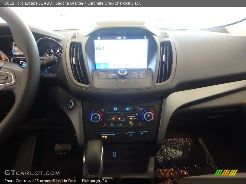 Sedona Orange / Chromite Gray/Charcoal Black 2019 Ford Escape SE 4WD