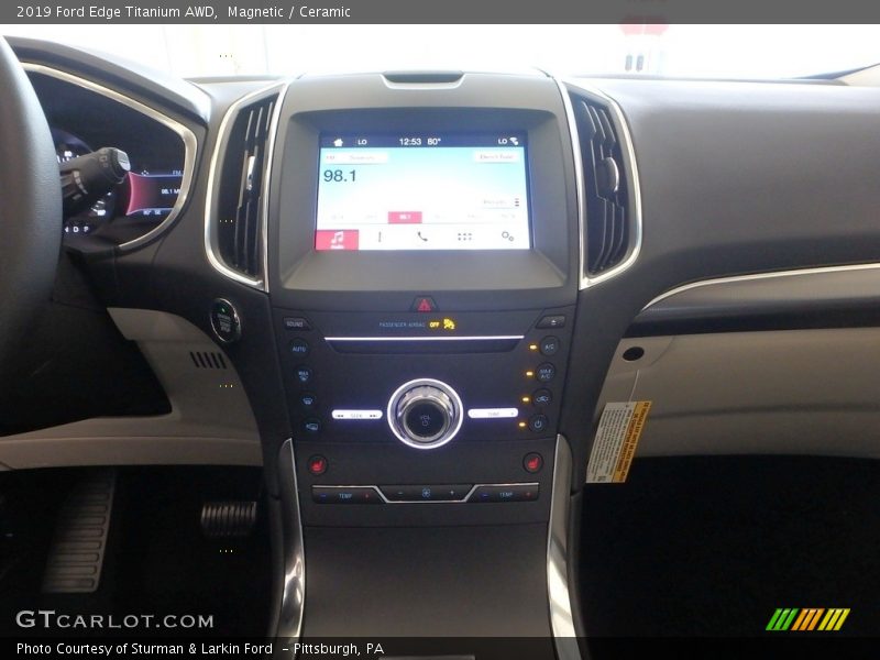Magnetic / Ceramic 2019 Ford Edge Titanium AWD