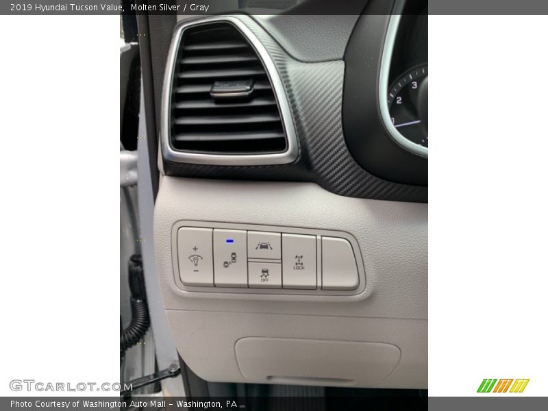 Molten Silver / Gray 2019 Hyundai Tucson Value
