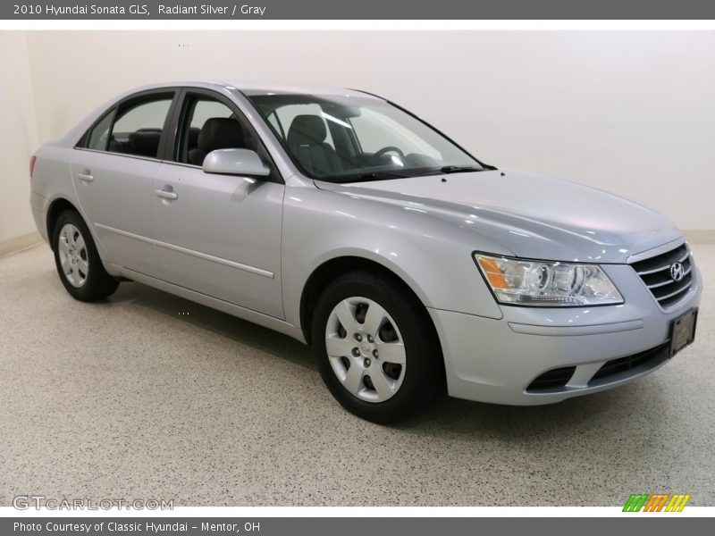 Radiant Silver / Gray 2010 Hyundai Sonata GLS