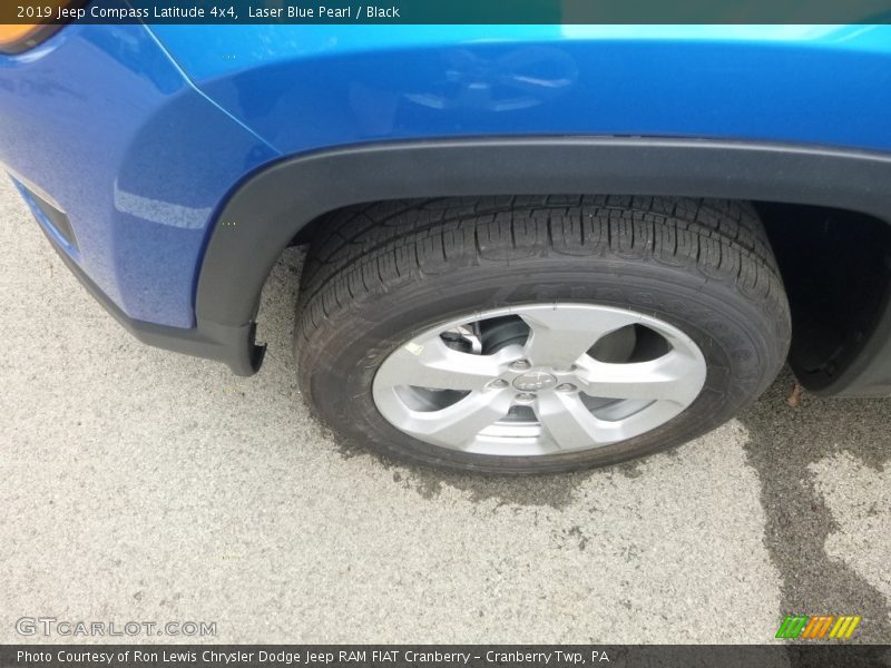 Laser Blue Pearl / Black 2019 Jeep Compass Latitude 4x4