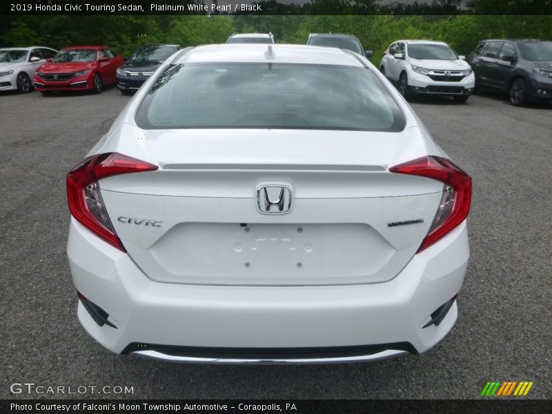 Platinum White Pearl / Black 2019 Honda Civic Touring Sedan