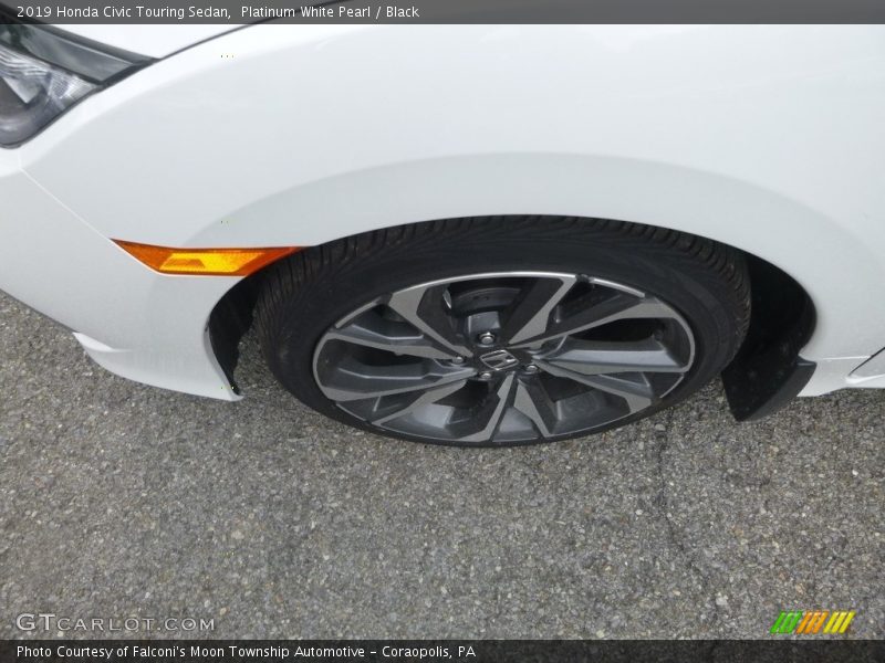 Platinum White Pearl / Black 2019 Honda Civic Touring Sedan