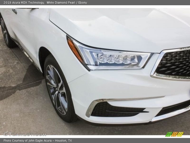 White Diamond Pearl / Ebony 2019 Acura MDX Technology