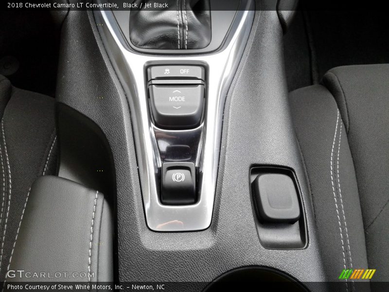 Controls of 2018 Camaro LT Convertible