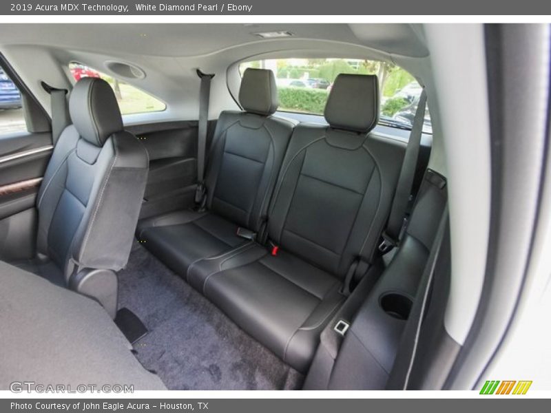 Rear Seat of 2019 MDX Technology