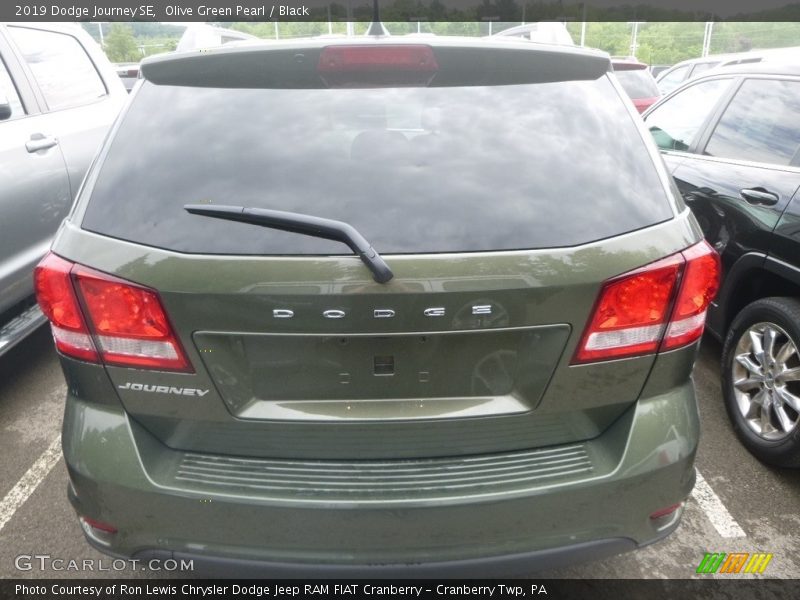 Olive Green Pearl / Black 2019 Dodge Journey SE