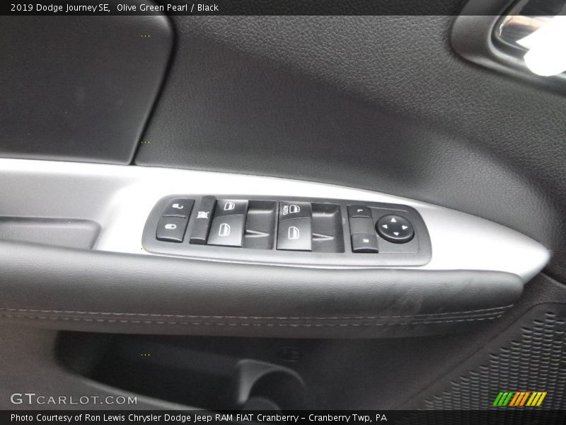Olive Green Pearl / Black 2019 Dodge Journey SE
