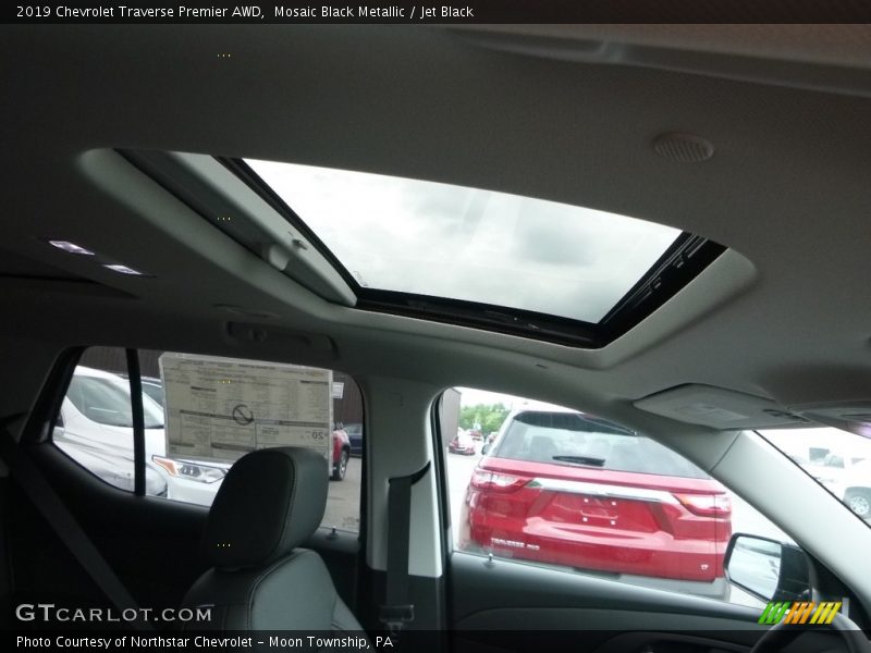 Mosaic Black Metallic / Jet Black 2019 Chevrolet Traverse Premier AWD
