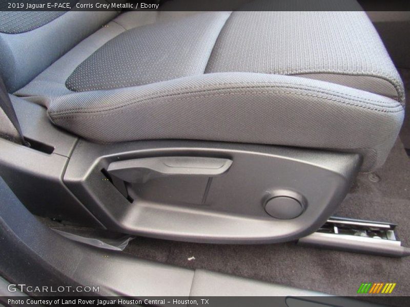 Corris Grey Metallic / Ebony 2019 Jaguar E-PACE