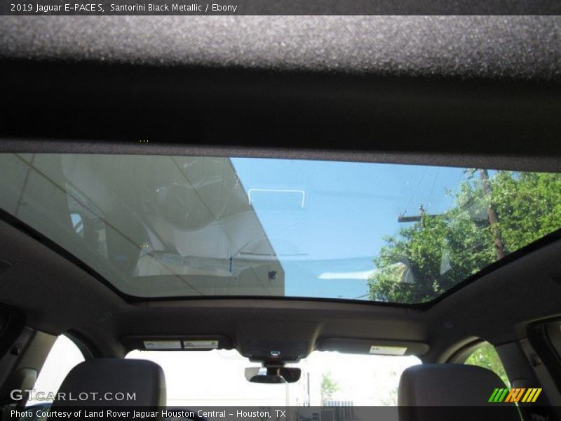 Santorini Black Metallic / Ebony 2019 Jaguar E-PACE S