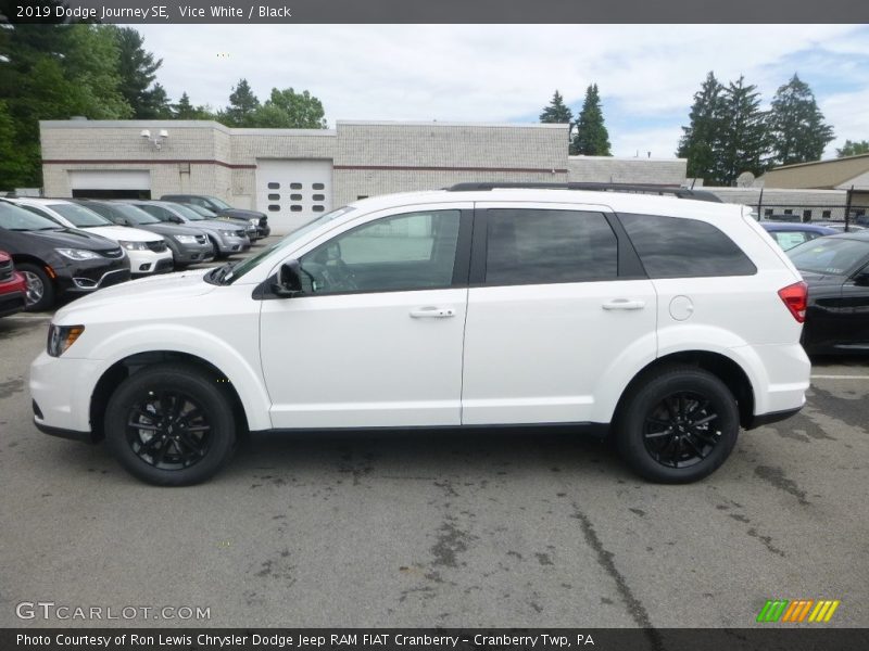 Vice White / Black 2019 Dodge Journey SE