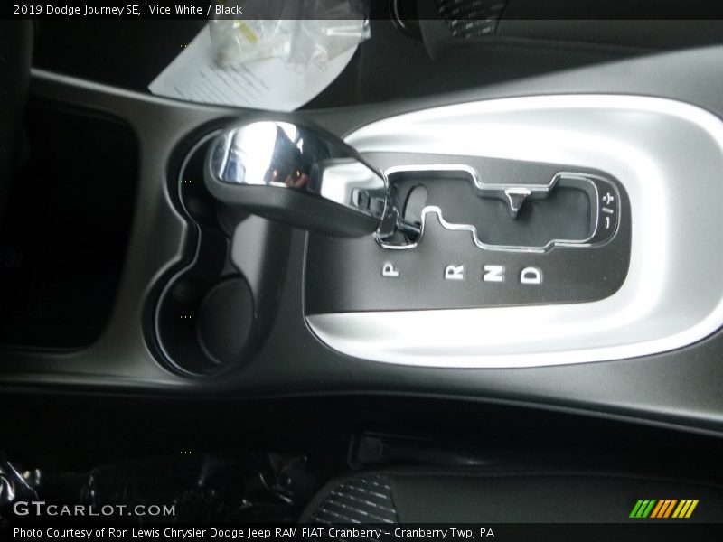 Vice White / Black 2019 Dodge Journey SE