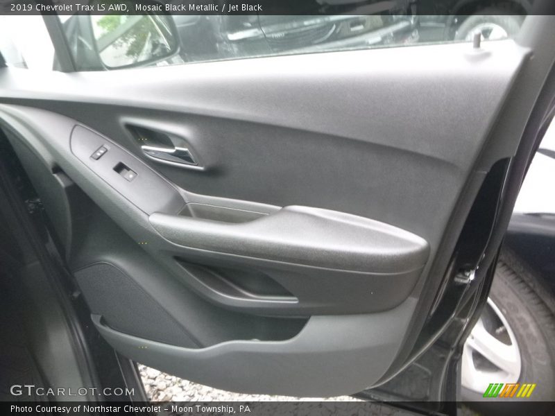 Mosaic Black Metallic / Jet Black 2019 Chevrolet Trax LS AWD