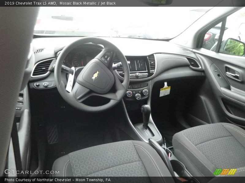 Mosaic Black Metallic / Jet Black 2019 Chevrolet Trax LS AWD