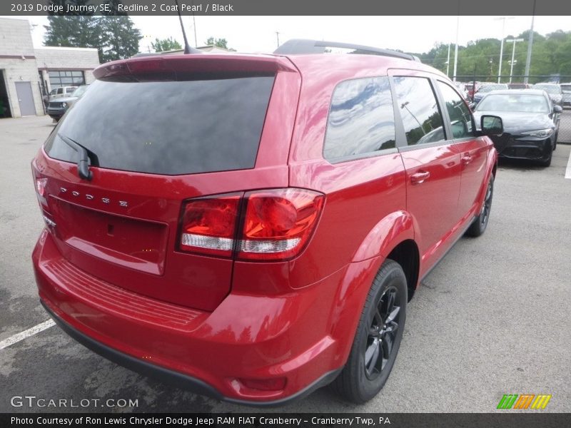 Redline 2 Coat Pearl / Black 2019 Dodge Journey SE