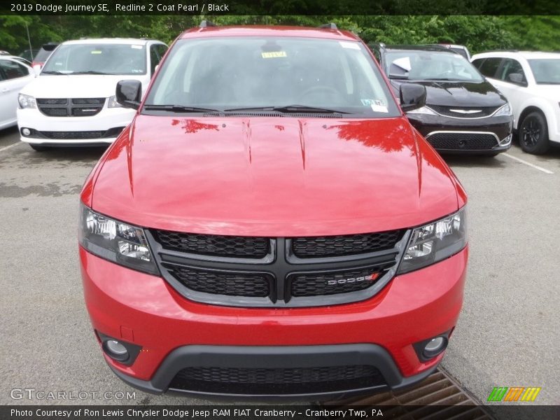 Redline 2 Coat Pearl / Black 2019 Dodge Journey SE