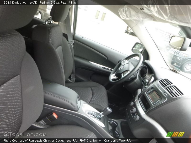 Redline 2 Coat Pearl / Black 2019 Dodge Journey SE