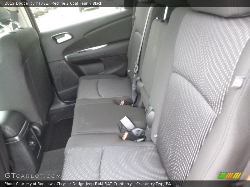Redline 2 Coat Pearl / Black 2019 Dodge Journey SE